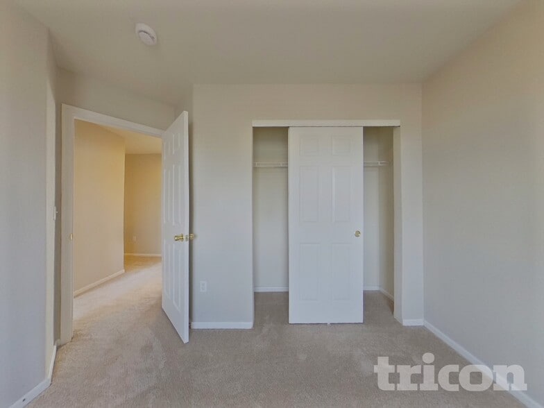 Building Photo - 16116 E Wigeon Pl