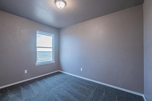 Building Photo - 1706 Highland Loop