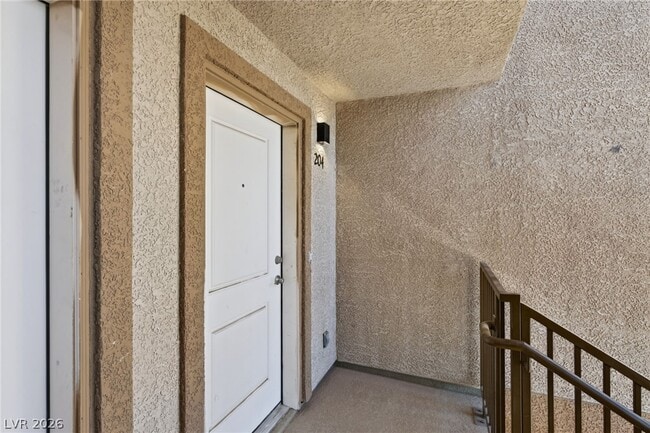 Building Photo - 2301 Seco Adobe Cir