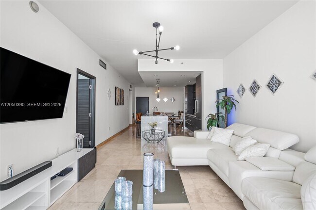 Building Photo - 900 Biscayne Blvd
