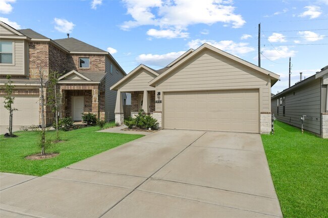 Building Photo - 7911 Tuscan Cypress Dr