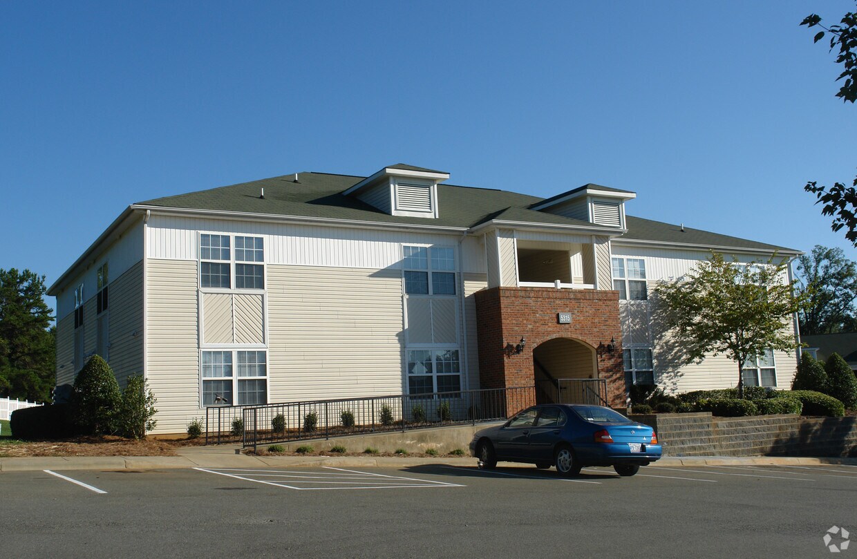Lawyers Ridge Charlotte
