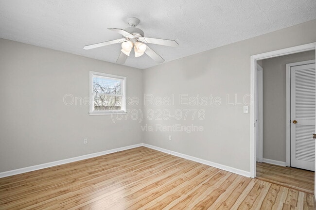 Building Photo - 13 Hearthwood Ct