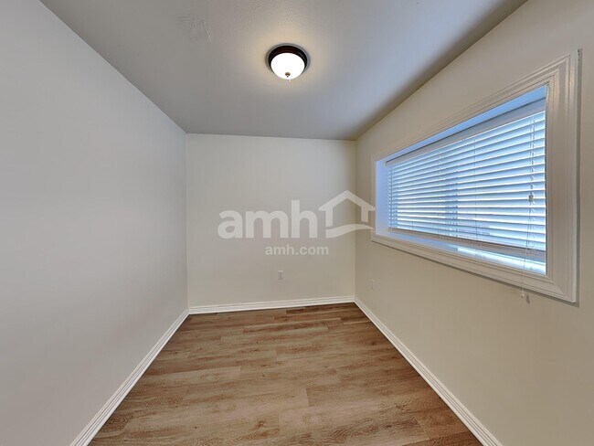 Building Photo - 4045 W 4650 S