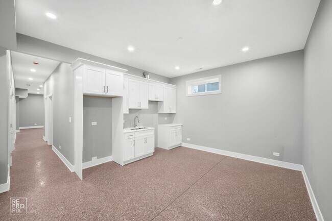 Building Photo - 8734 Kimball Ave