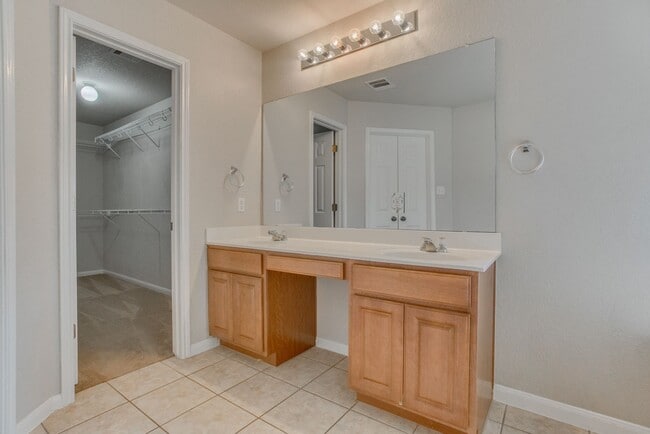Building Photo - 311 Gainer Dr