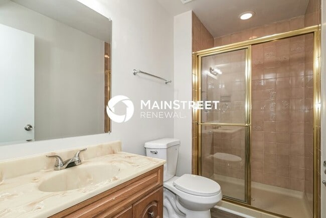 Building Photo - 4 Bedroom Pet-Friendly Home in BALLWIN, MO with Main Street Renewal