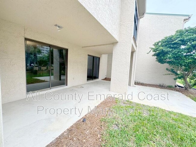 Building Photo - 930 Gulf Shore Dr
