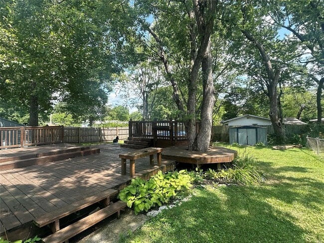 Building Photo - 840 Campion Ln