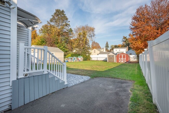 Building Photo - The Westgate Ranch