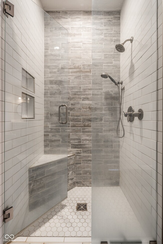 Building Photo - 8342 Stark Dr