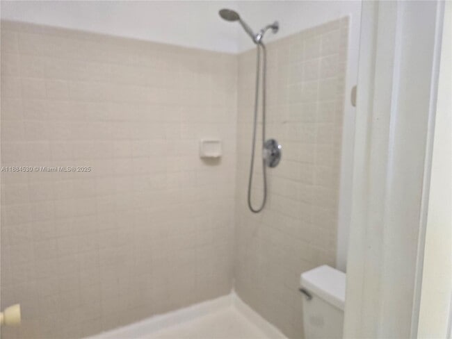 Building Photo - 4599 Carambola Cir S