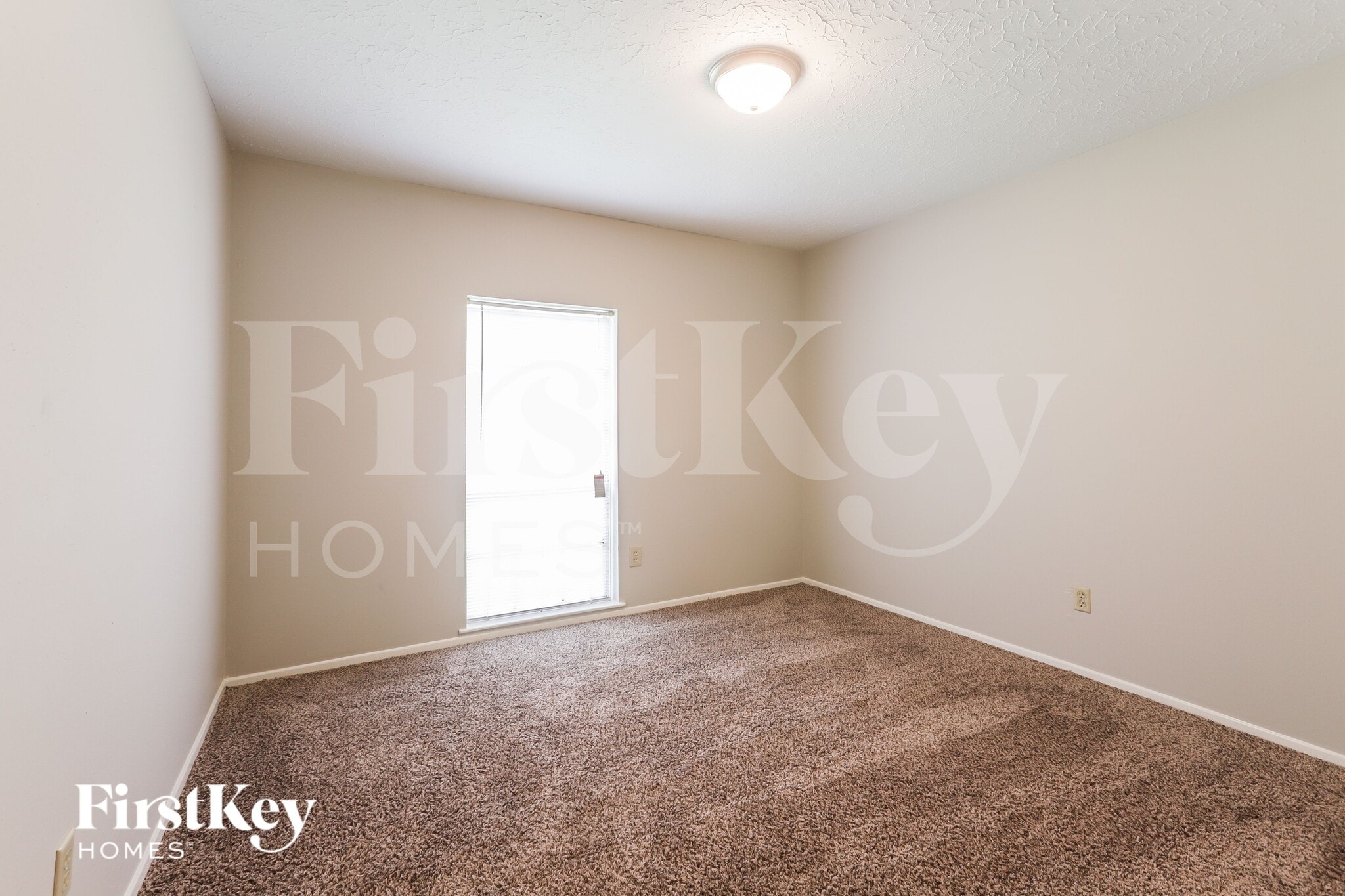 Building Photo - 4426 Adonis Dr