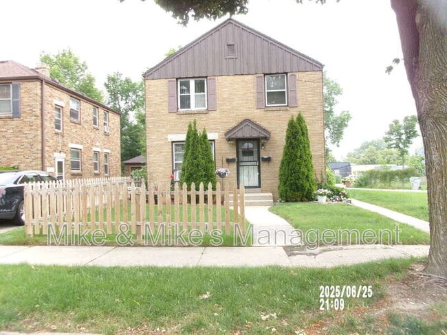 Building Photo - 1202 W Hope Ave