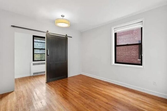 Building Photo - 811 Cortelyou Rd