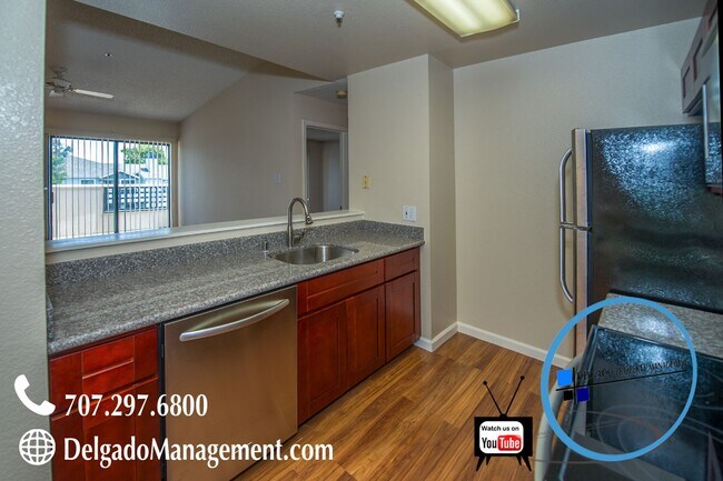 Building Photo - One Bedrroom condo at The Landing