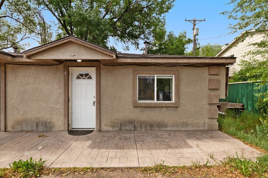 Building Photo - 303 N Santa Fe Ave