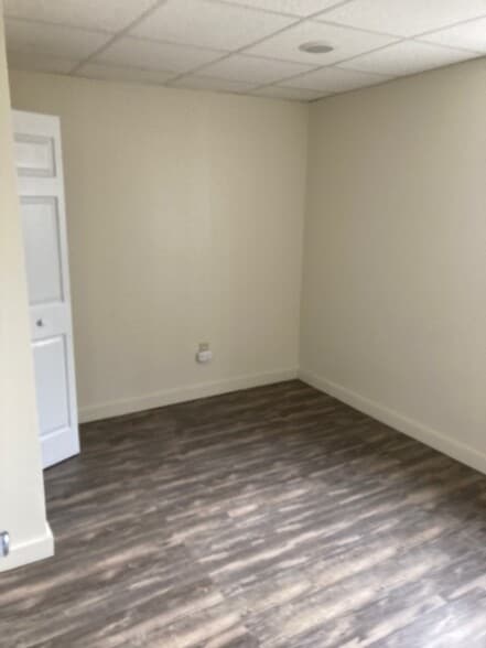 Building Photo - 427 Pennsylvania Ave