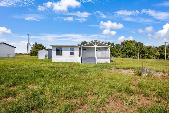 Building Photo - 17982 CR 4104