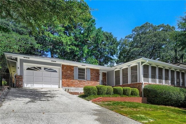Building Photo - 1278 Fairhill Ln NE