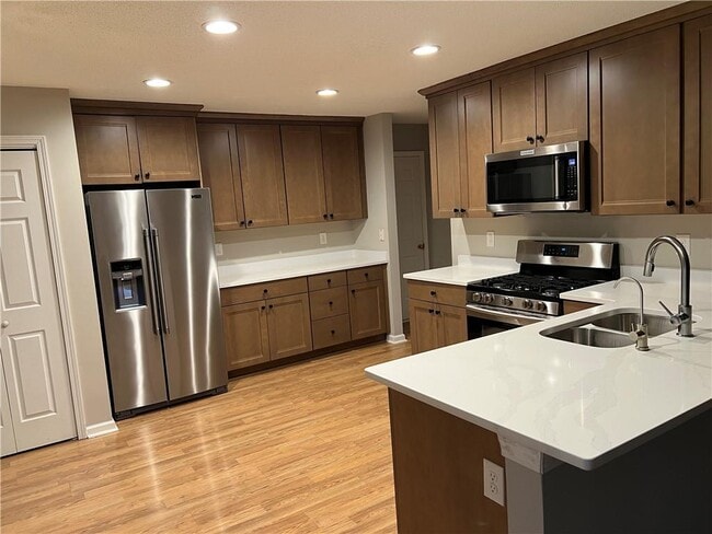 Building Photo - 6535 Glen Pond Trce