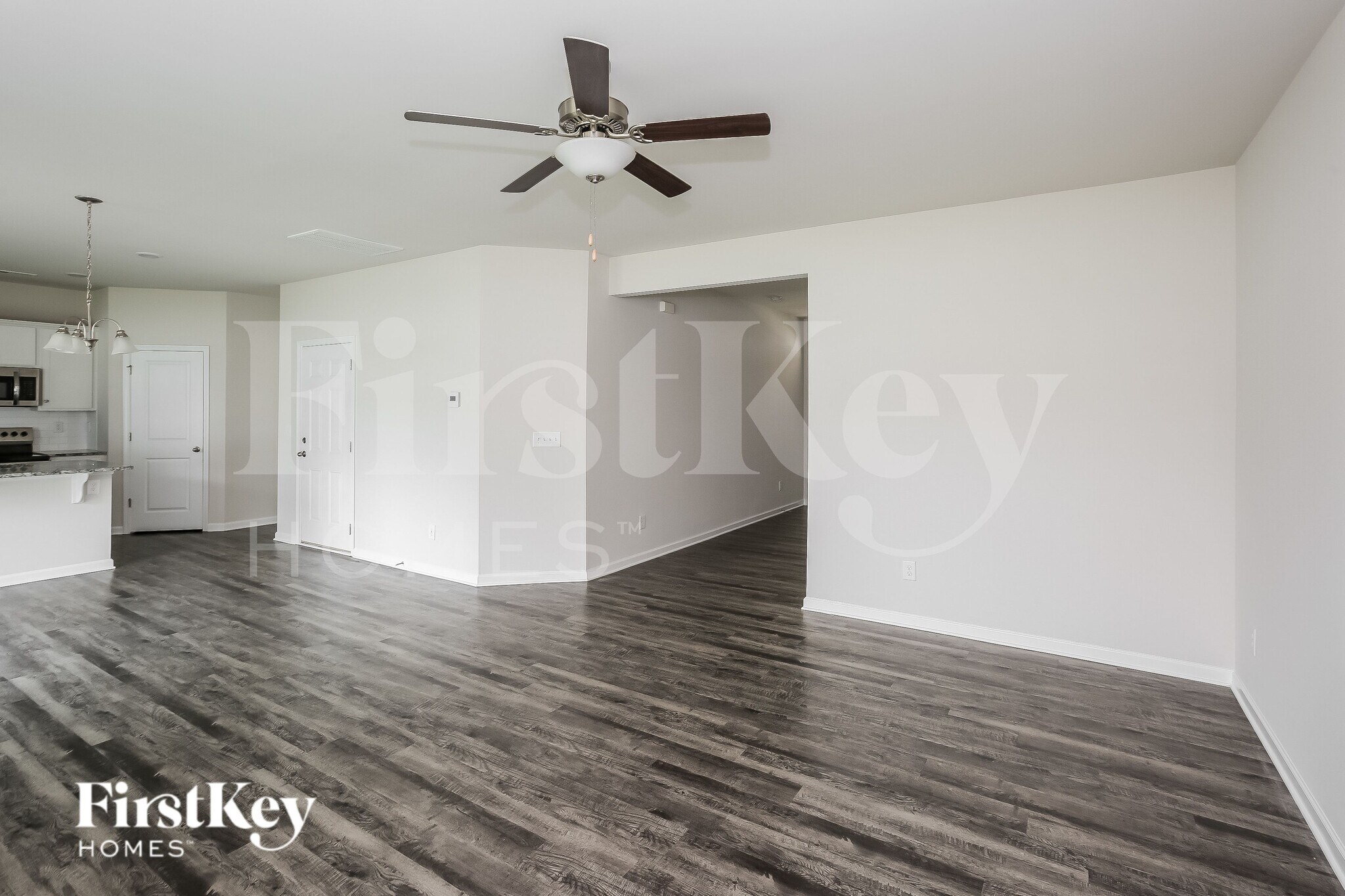 Building Photo - 9605 Hamel St