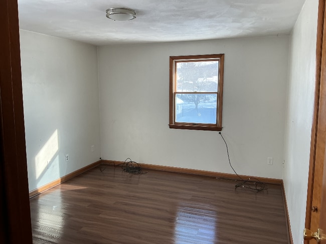 Building Photo - 901 White Birch Ln