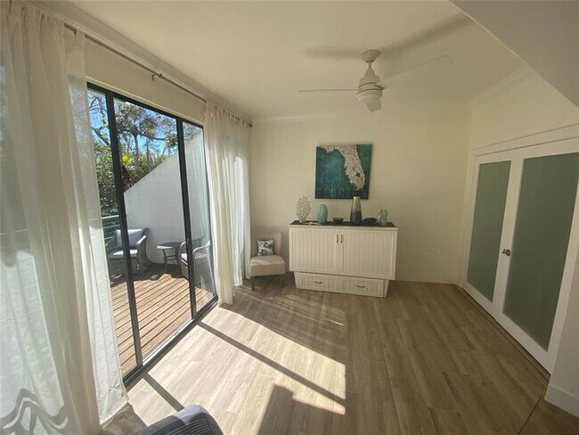 Building Photo - 2286 Anchorage Ln