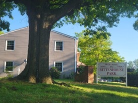 Building Photo - 70 Rittenhouse Dr