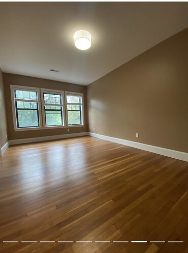 Building Photo - 1592 Beacon St