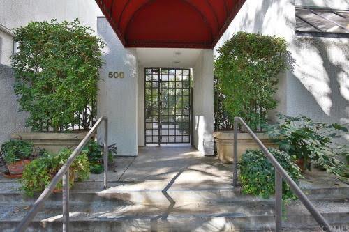 front gate - 500 E Del Mar Blvd