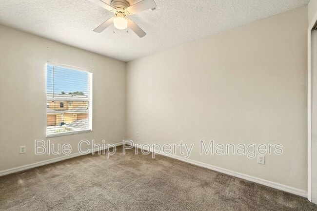Building Photo - 13800 Golden Russet Dr