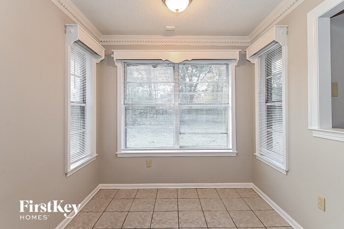Building Photo - 4505 Laird Dr