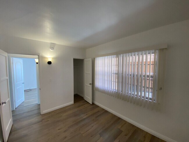 Building Photo - 4080-4084 Leimert Blvd (On sale)