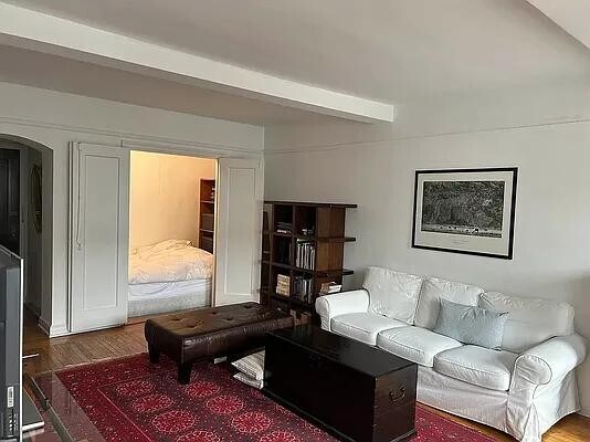 Primary Photo - 353 W 56th St