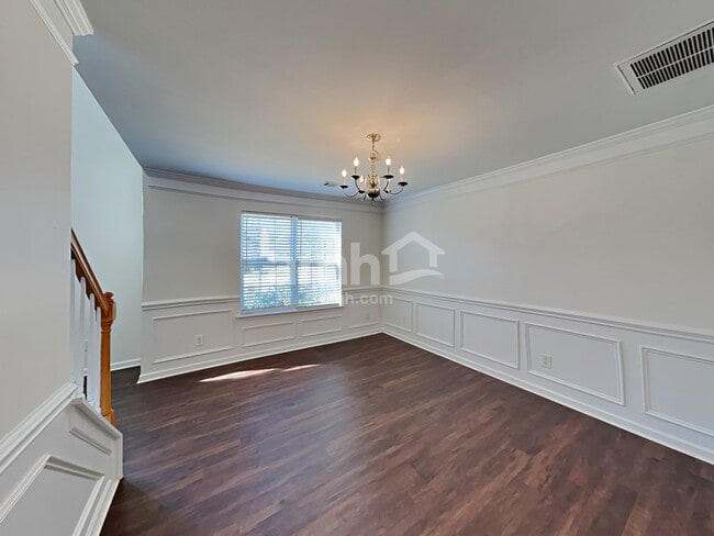 Building Photo - 108 Dunnell Rd