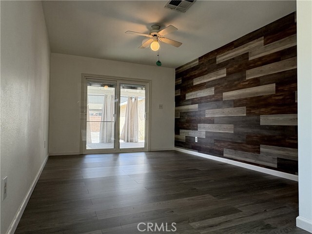 Building Photo - 5691 Vonnie Ln