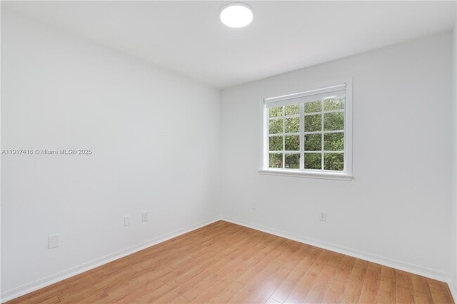 Building Photo - 9481 SW 78th Ave