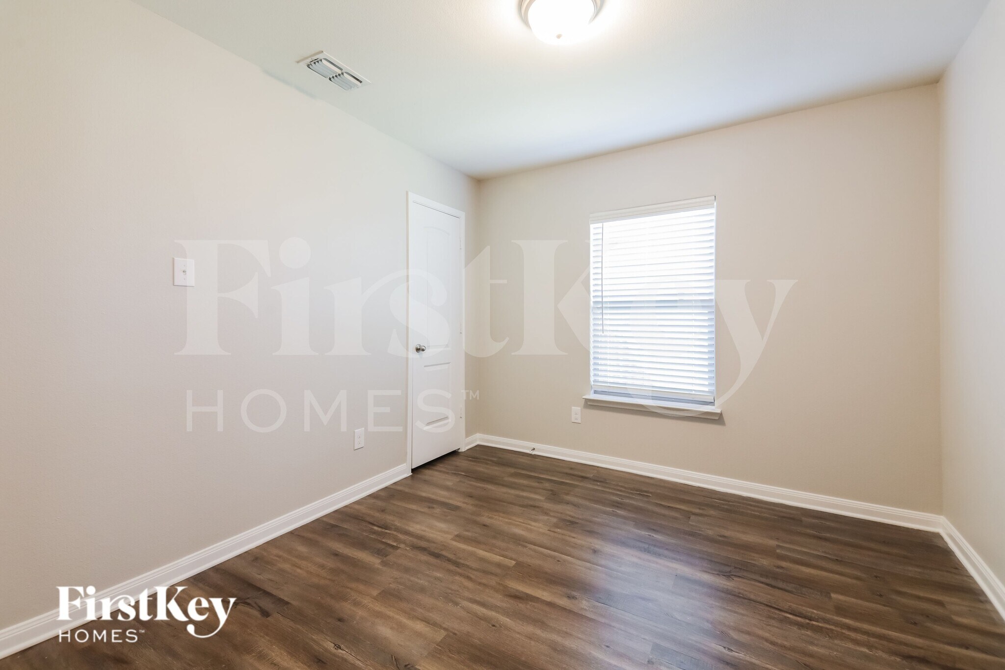 Building Photo - 14219 Chaps Dr