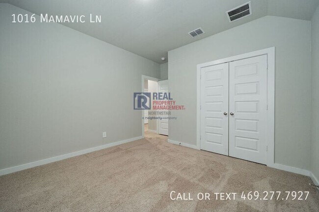 Building Photo - 1016 Mamavic Ln