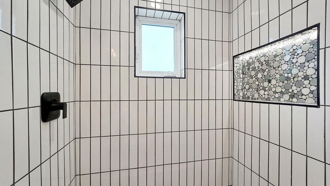 Building Photo - 1216 E Desert Park Ln