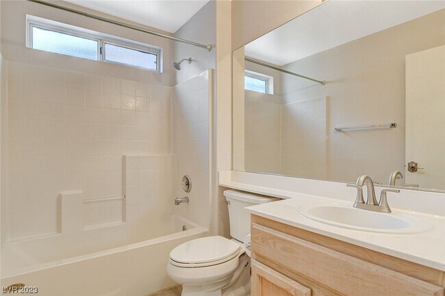 Building Photo - 1979 Joy View Ln