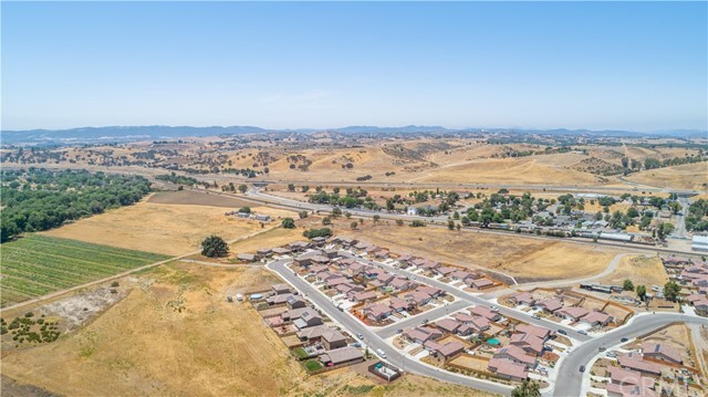 Building Photo - 655 Catala Wy
