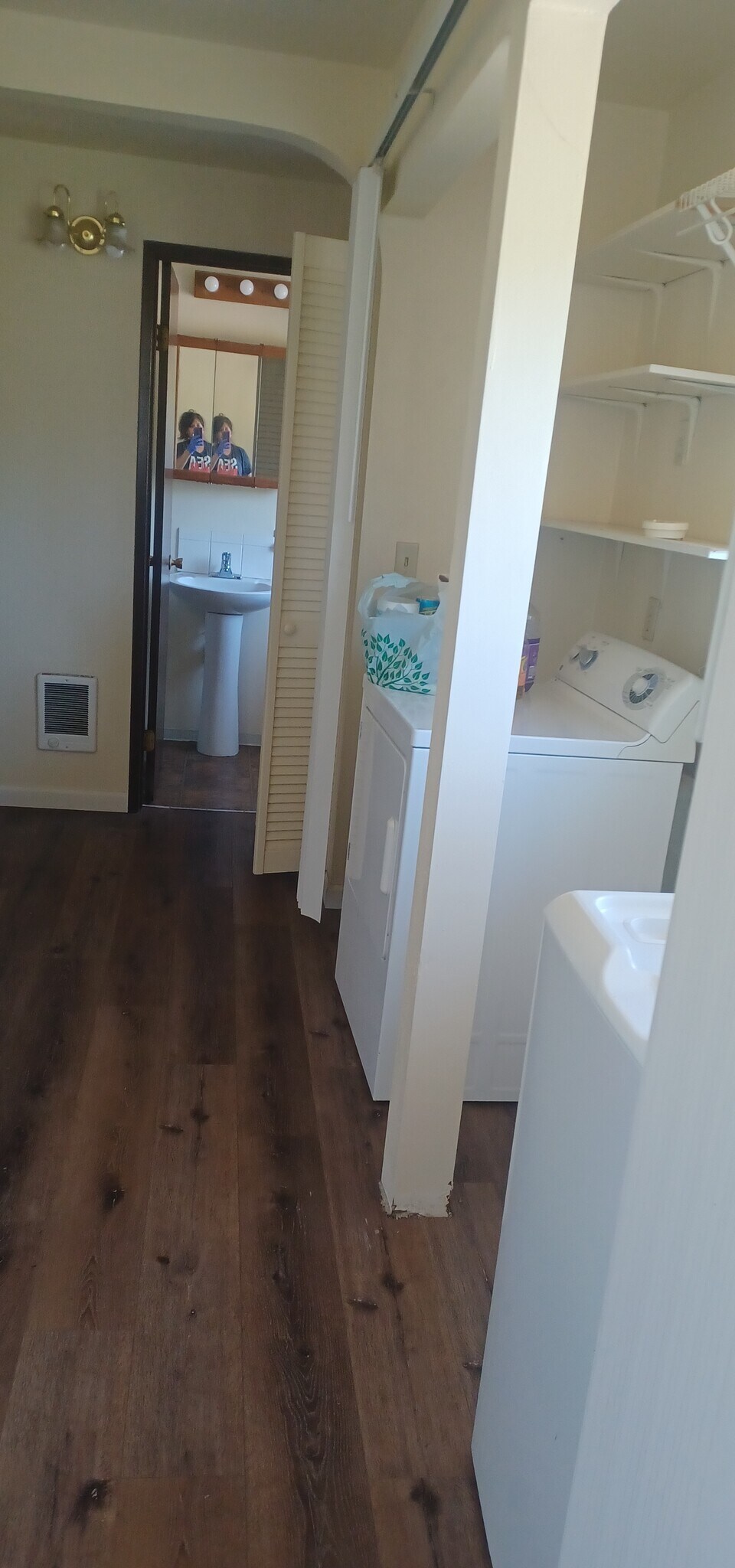 Building Photo - 1731 NE Northgate Way