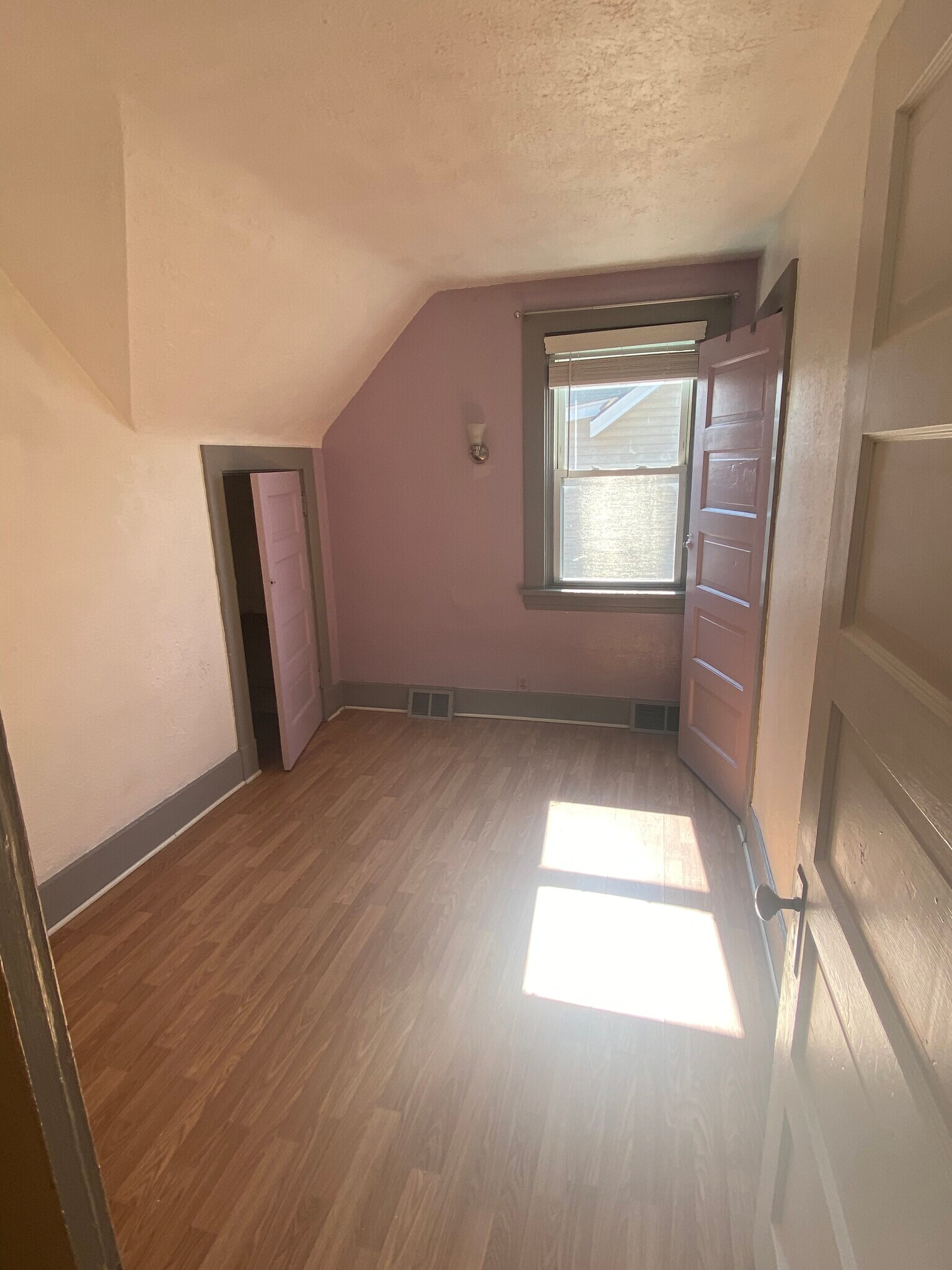 Building Photo - 508 Dick St