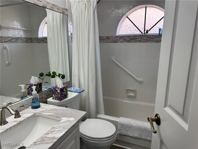 Building Photo - 13611 Worthington Way