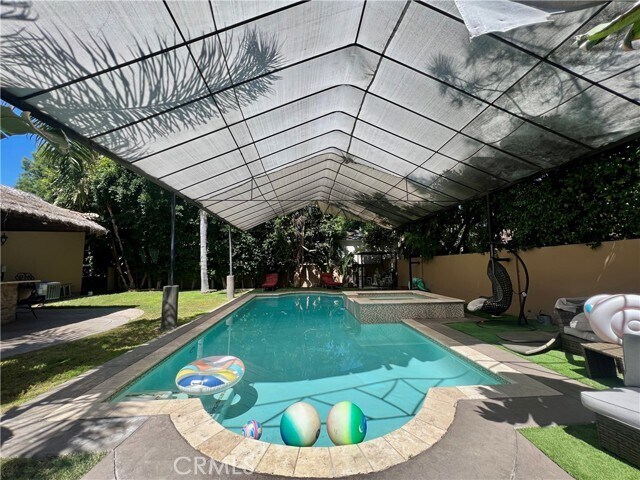 Building Photo - 17401 Raymer St