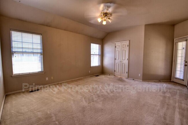 Building Photo - 15501 Arbuckle Heights