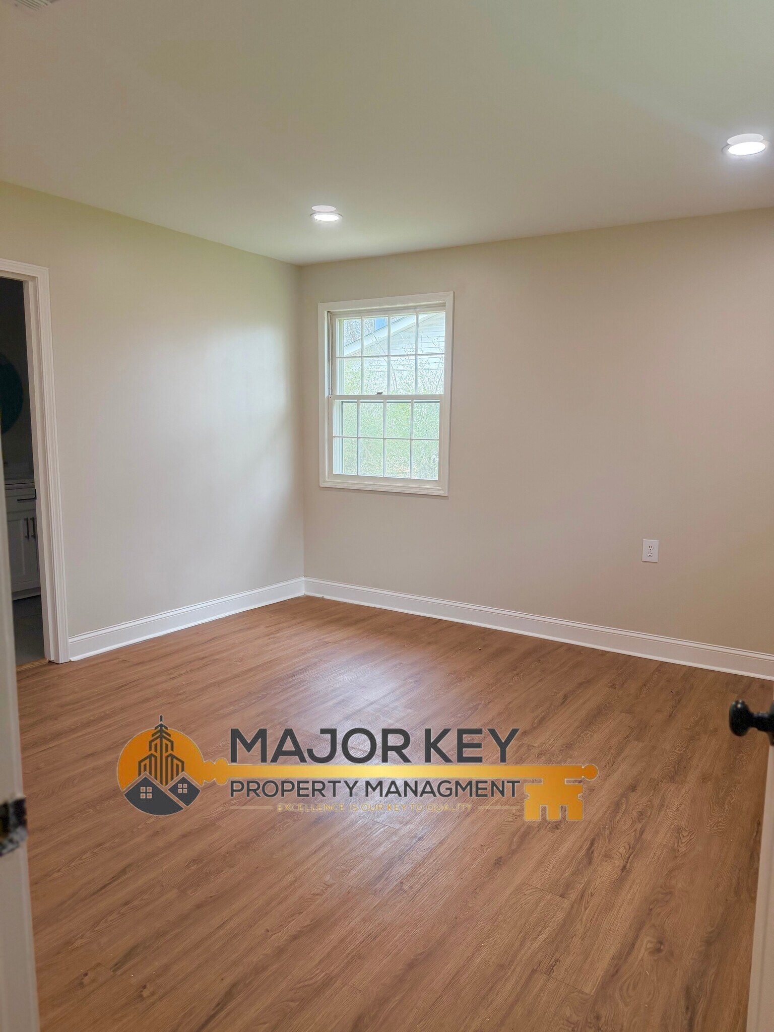 Building Photo - 4178 Suzanne Ln