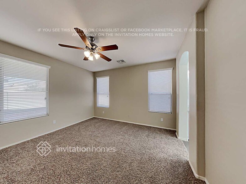 Building Photo - 2813 S 101st Ave